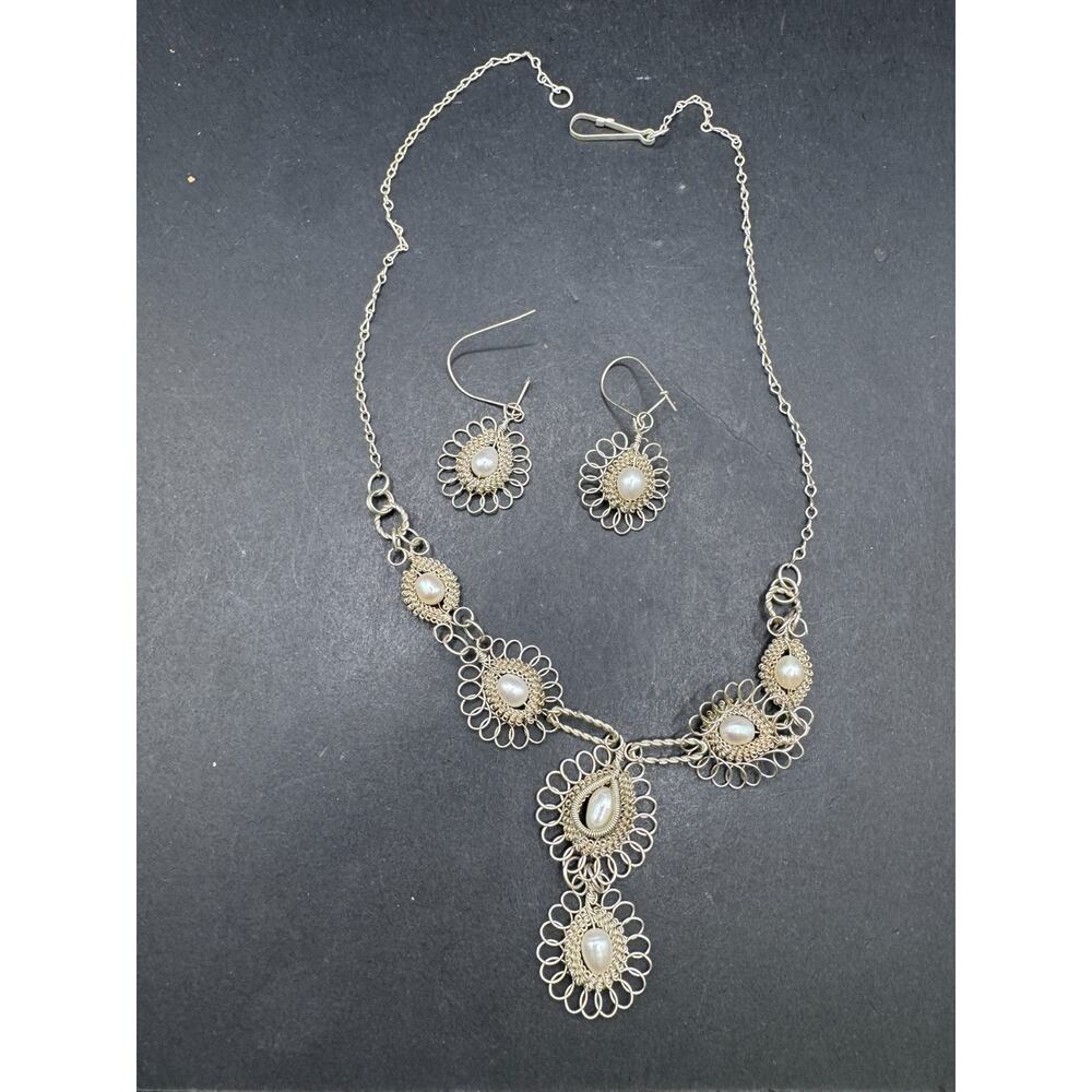 Vintage Filigree Silver Tone Faux Pearl Jewelry Set Necklace Dangle Earrings